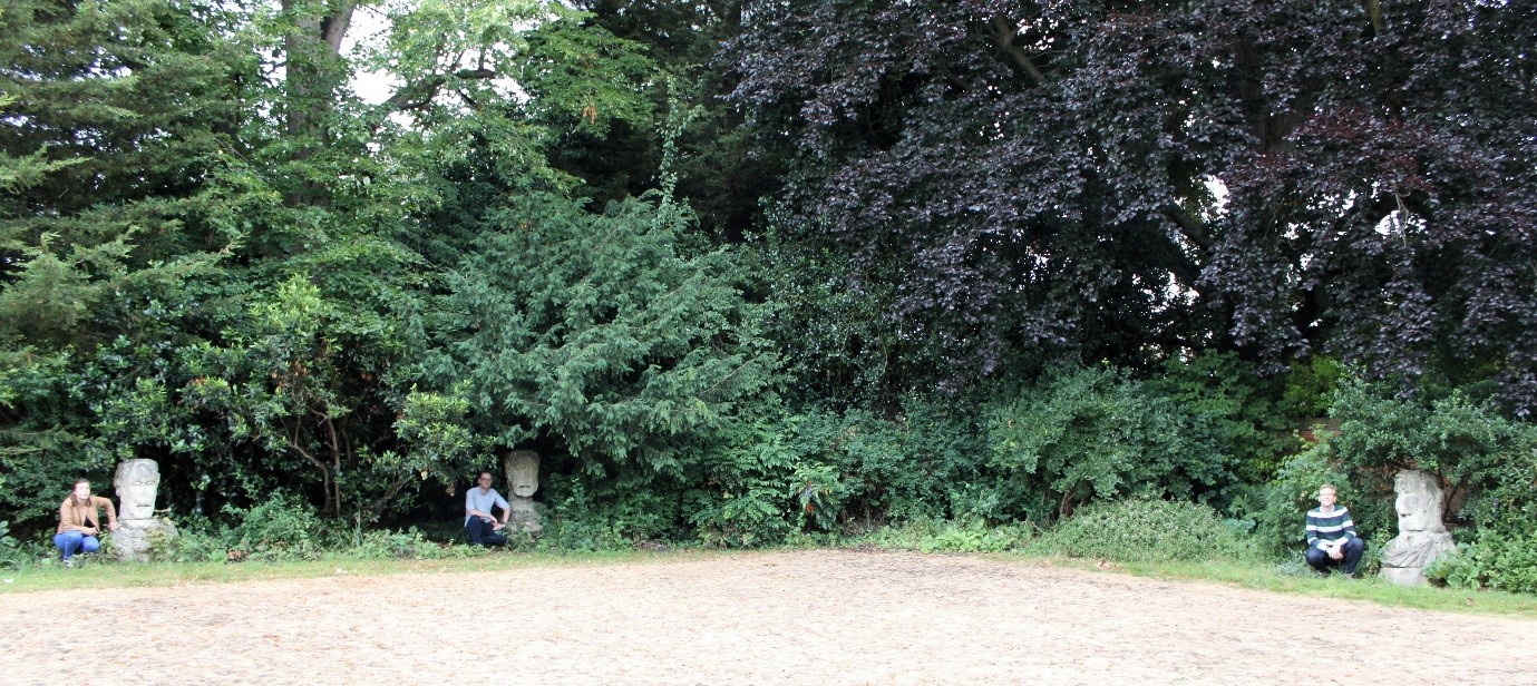 The Head hunting team at D’Overbroeck’s school with four Heads from the 1st generation found