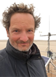 Prof Giles Wiggs