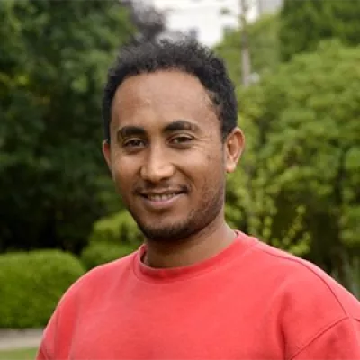 Dr Solomon Gebrechorkos