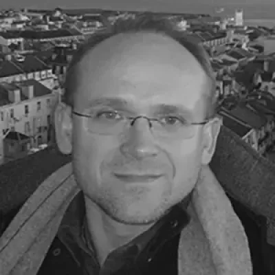 Dr Neven Fučkar