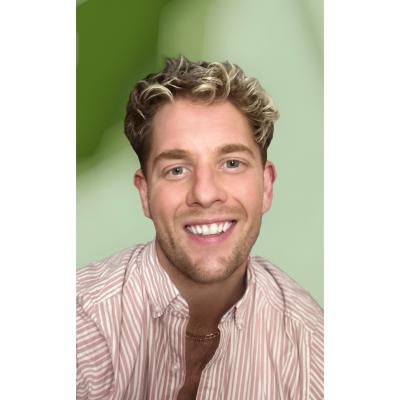 MILES BURKE