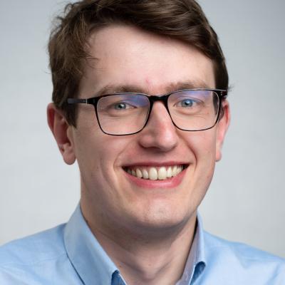 Alex Jackman headshot